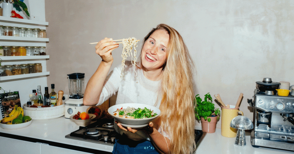 Vegan influencer Elisabeth Van Lierop Vegan influencer Elisabeth Van Lierop