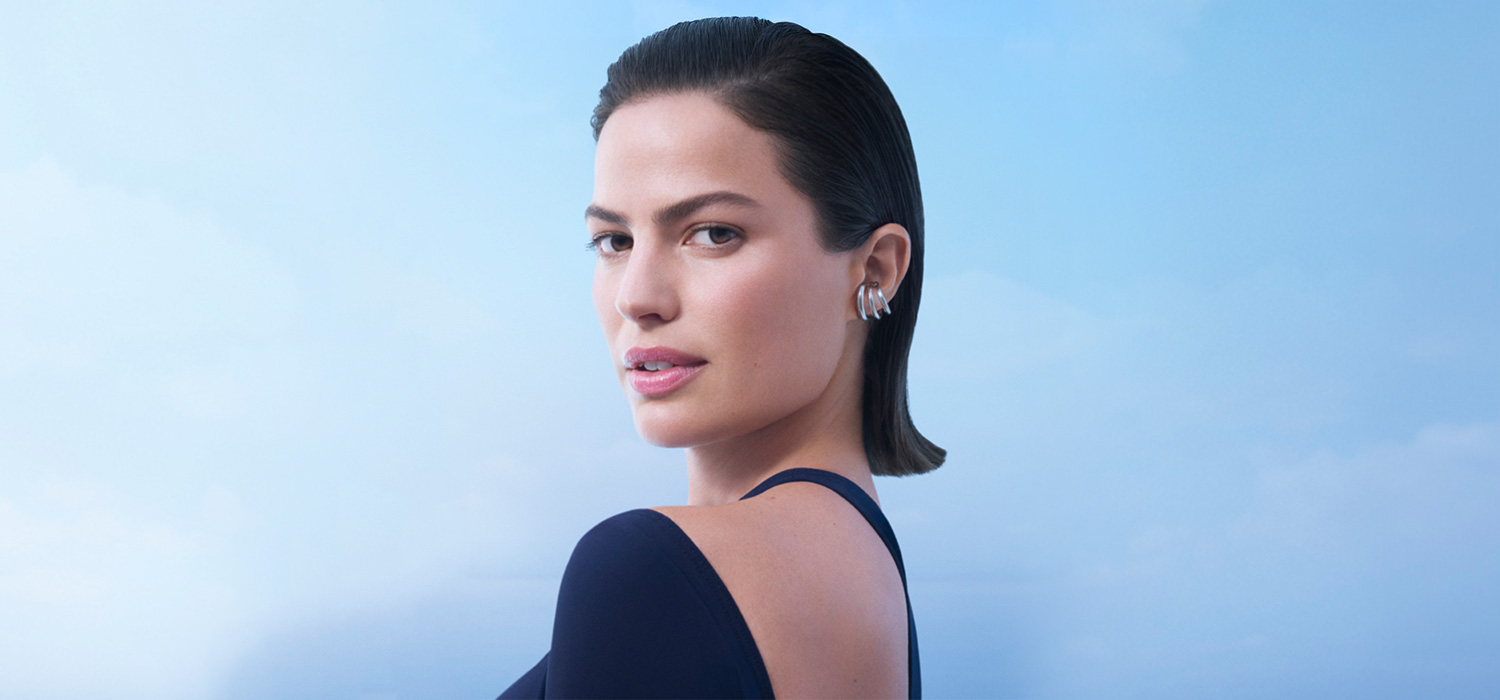 Cameron Russell, de model activiste Portret van Cameron Russell voor Biotherm