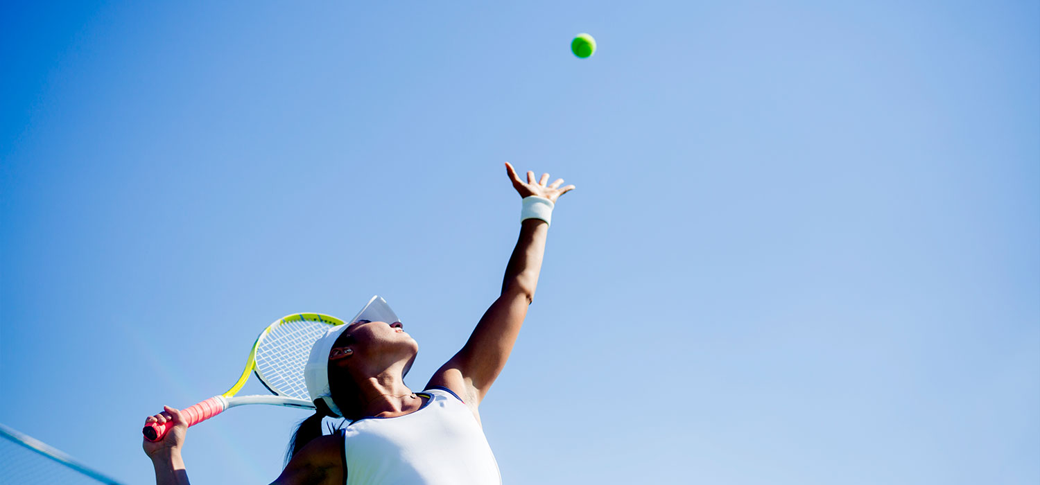 224-tennis Vrouw die tennist