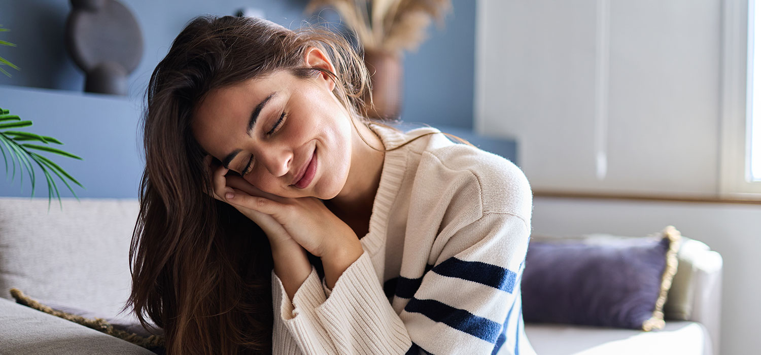 Tips voor mooie uitstraling: Lachende vrouw